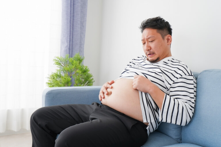 適正体重を維持できずに太っている人